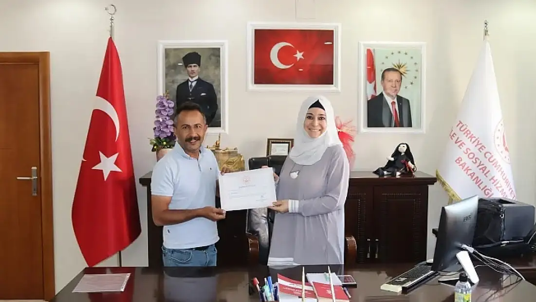 Ağrı’da deprem bölgesinde görev yapan personele teşekkür belgesi