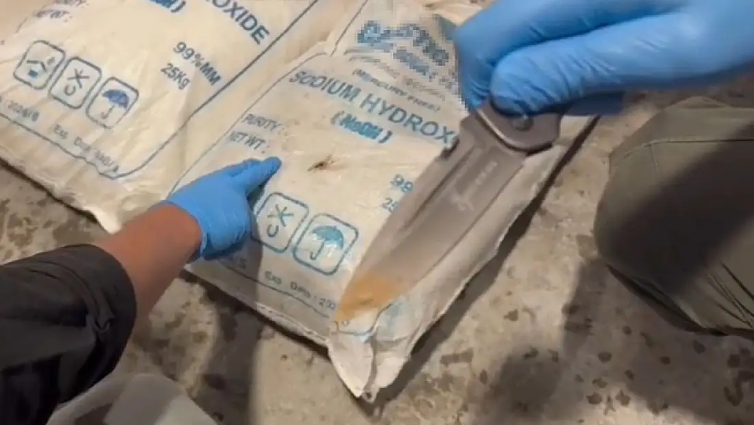Ağrı’da çuvallar içerisinde 240 kilo uyuşturucu yakalandı