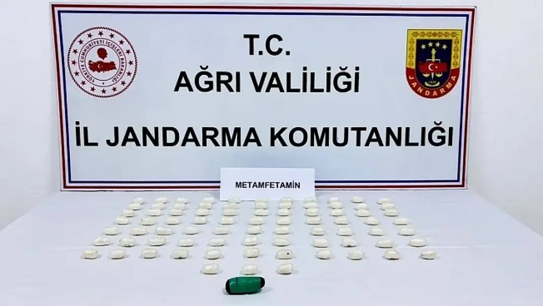 Doğubayazıt'ta Jandarmadan Uyuşturucu Operasyonu: 786 Gram Metamfetamin Ele Geçirildi