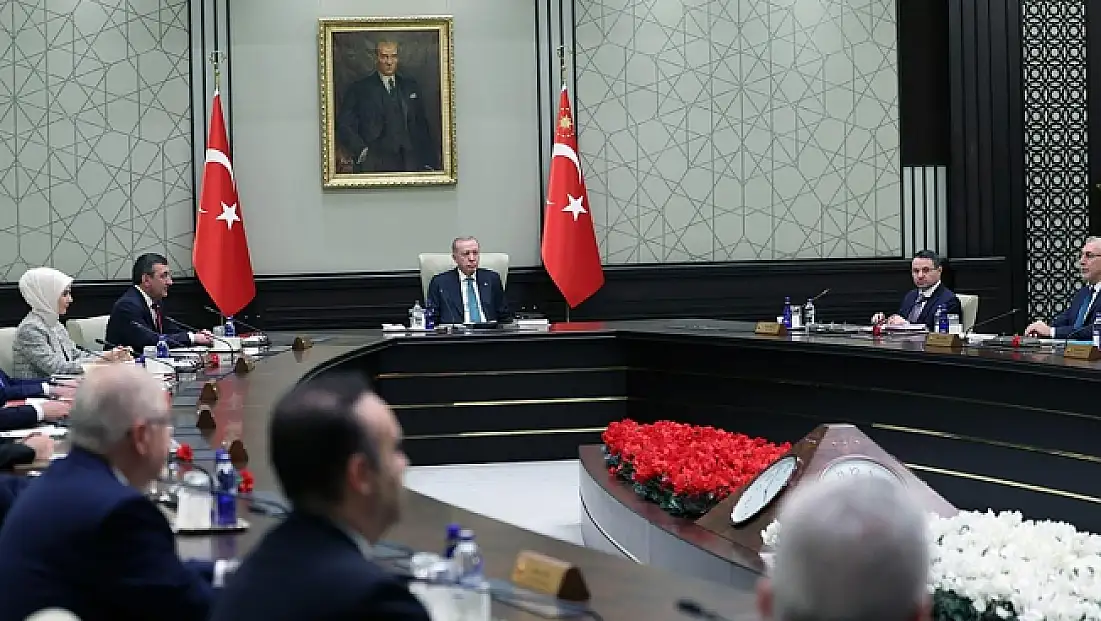 Kabine Beştepe'de toplanıyor