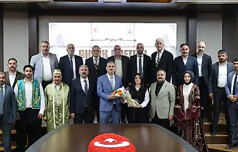 Ağrı'da Ahilik Haftası coşkusu: Vali Önder Bozkurt esnafla bir araya geldi