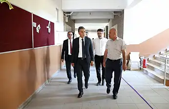 Ağrı Milli Eğitim Müdürü Çakan, Taşlıçay'da eğitim öğretim yılı hazırlıklarını inceledi