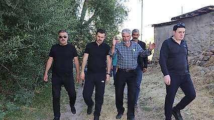 Tutak'ta İsaabat Köyü Ziyareti: Başkan Fevzi Sayan Vatandaşların Taleplerini Dinledi