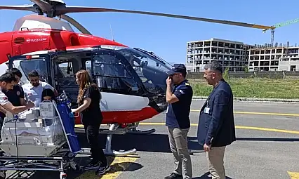 Ağrı'da Solunum Sıkıntısı Yaşayan Yenidoğan Bebek Helikopter Ambulansla Tatvan'a Sevk Edildi