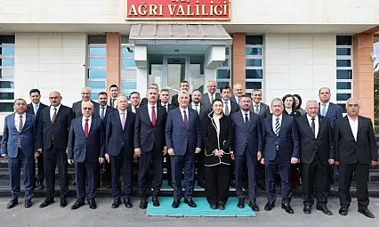 Ticaret Bakanı Ömer Bolat Ağrı'da: Gürbulak Gümrük Kapısı ve Ekonomi Masada