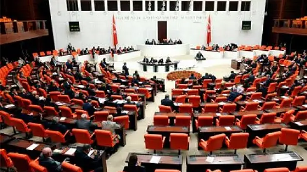 Özel Mahkemelerin Kaldırılması Teklifi Komisyondan Geçti