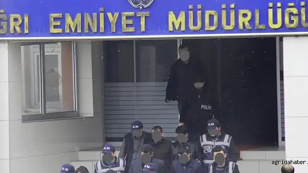 Ağrı'da Uyuşturucu Satıcılarına Operasyon