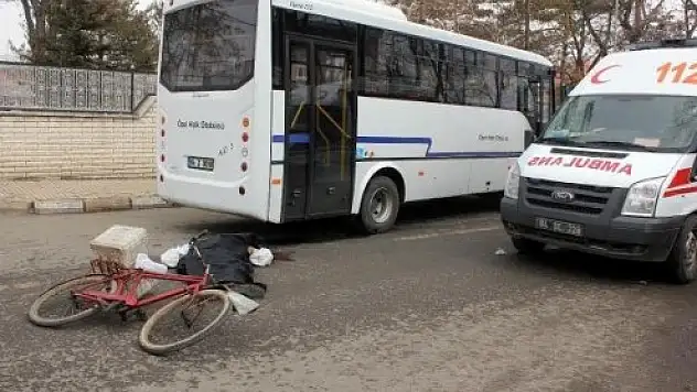 Halk Otobüsünün Çarptığı Bisikletli Çocuk Öldü