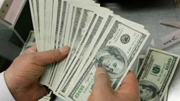 Dolar Günü 2,2195 Tl, Euro 3,0928 TL'den Kapattı
