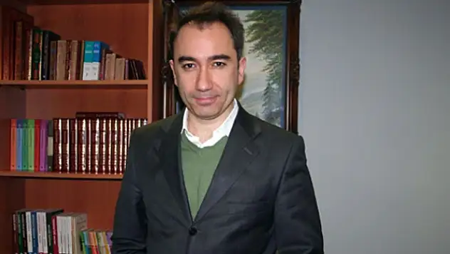 Mustafa Akyol: Bu Tweet'i Özgür Olmayan TC'den Atıyorum