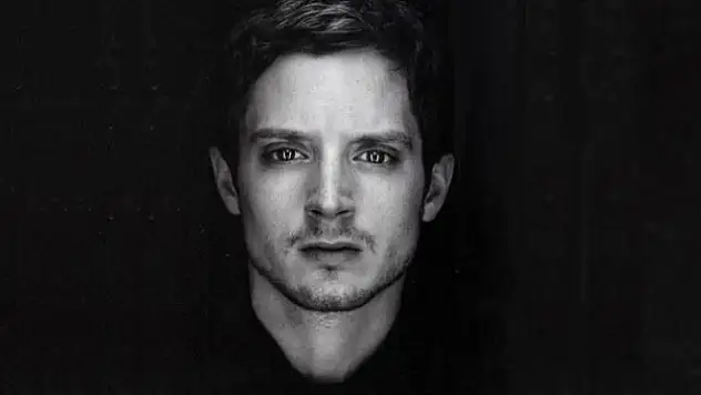Elijah Wood: Twitter Yasağı Utanç Verici ve Korkutucu