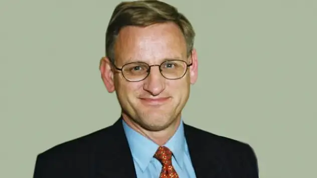 Bildt: Erdoğan Sadece Kendisine Değil Tüm Millete Zarar Veriyor