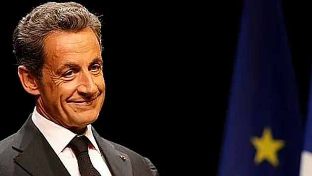 Sarkozy, Kendisini Dinleyenlerin Diktatöre Benzetti