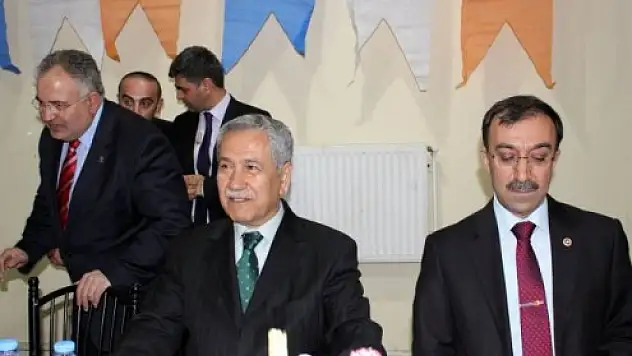 Bülent Arınç Ağrı'da