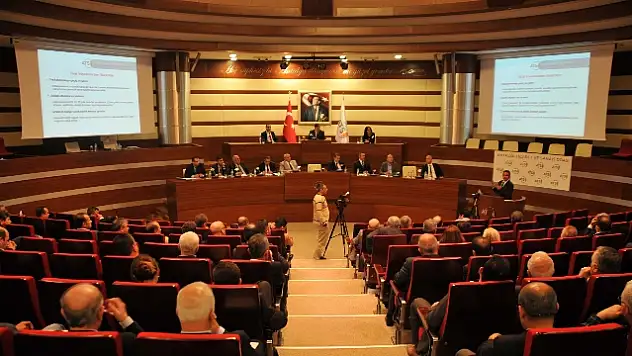 Iş Dünyasından Twitter Uyarısı: Imajımız Bir Anda Yerle Bir Olabilir