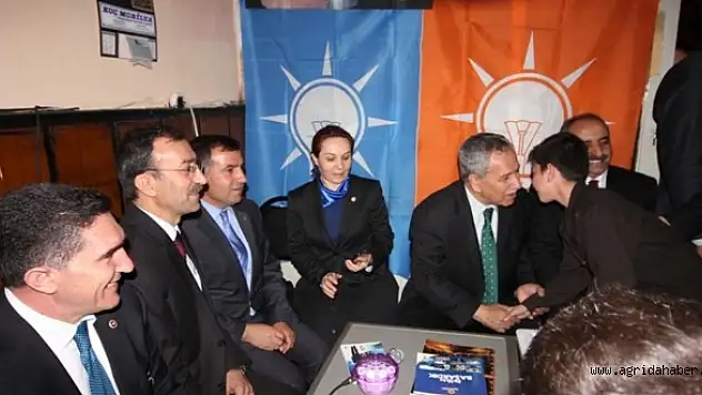 BÜLENT ARINÇ'TAN BAŞKAN ARSLAN'A DESTEK ZİYARETİ