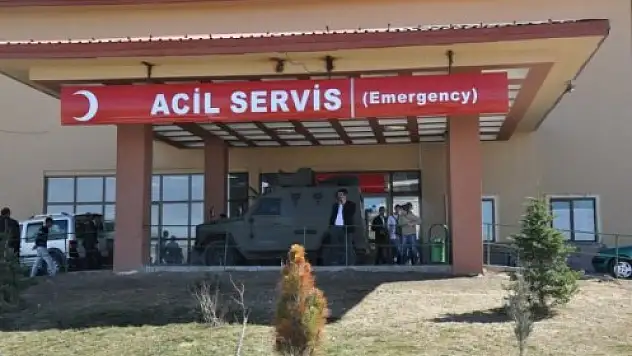 Patnos'ta Lise Öğrencisi Bıçaklanarak Öldürüldü