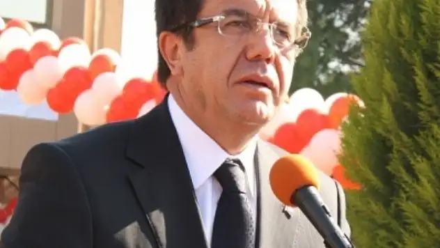 Zeybekci: 'Kim ne yaparsa yapsın, biz kardeşiz' -