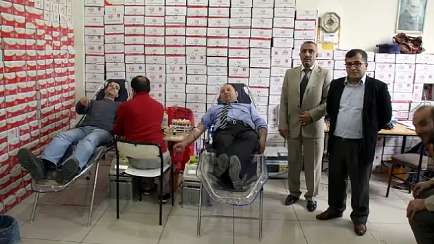 Posta Çalışanları Kan Bağışında Bulundu