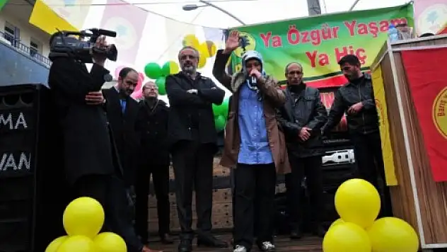 BDP Ağrı Belediye Başkan Adayı Sırrı Sakık Eleşkirt'te