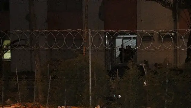İzmir'de Matbaaya Sahte Oy Pusulası Baskını