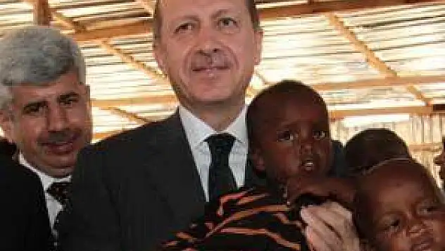 Erdoğan ve sanatçılar Somali ziyaretini anlattı