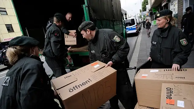 Almanya'da İslamcılara Operasyon