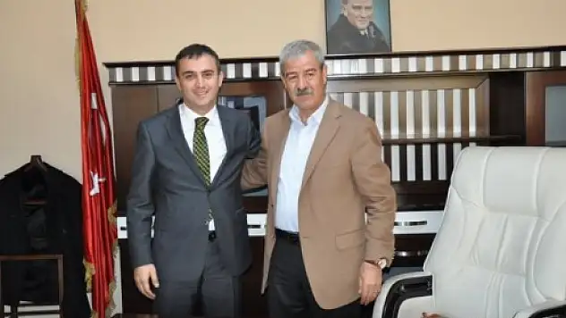 Patnos Belediyesi'nde Devir Teslim Töreni