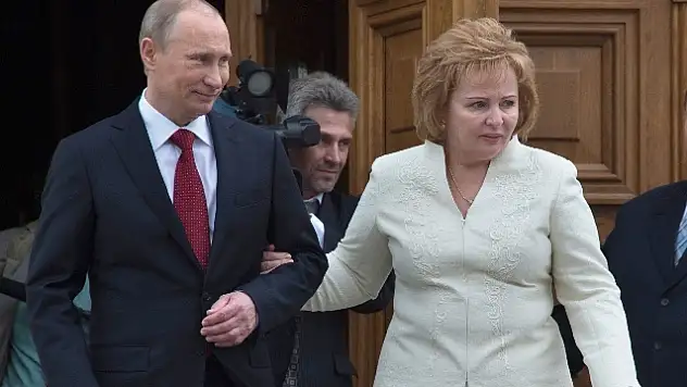 Kremlin, Putin'in Resmen Boşandığını Doğruladı