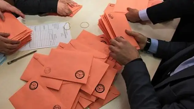 2 Sandık Sayıldı Geçersiz 10 Oy Pusulası Kabul Edildi