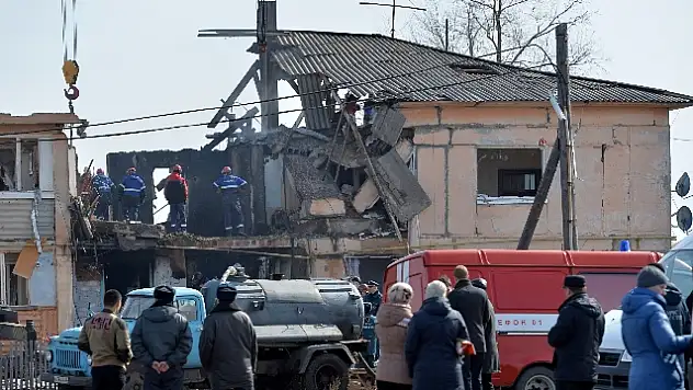 Rusya'da Doğalgaz Patladı 5 Ölü, 9 Yaralı