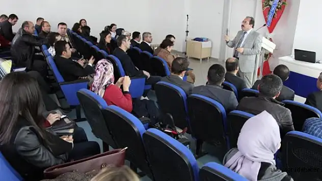 A.İ.Ç.Ü Sİ Rektörü Prof. Dr. İrfan Aslan'dan Öğrencilere Ders