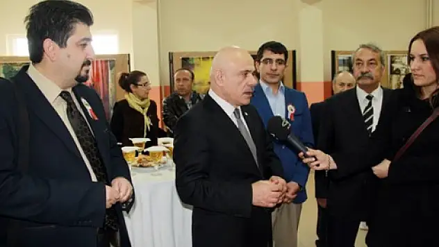 ÇEÇEN ÜNİVERSİTESİ AKADEMİSYENİ ORDU'DA SERGİ  AÇTI