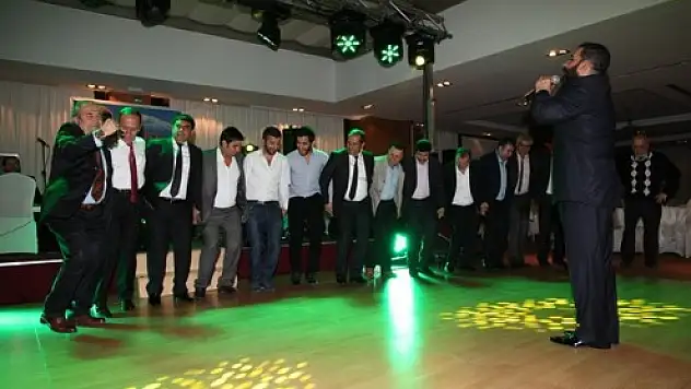 AĞRILILAR İSTANBUL'DA BULUŞTU