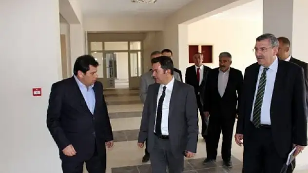 Vali Yardımcısı Tengir Okul İnşaatlarında İnceledi !