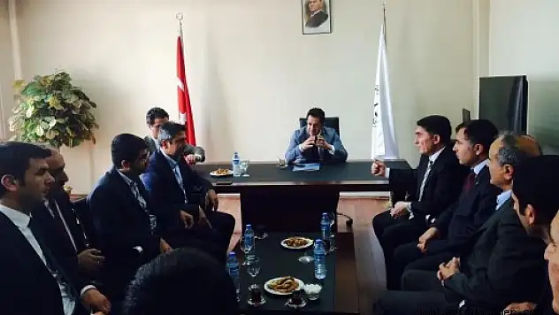 Ak Parti Heyeti Ağrı Baro Başkanlığını Ziyaret Etti