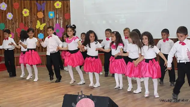AĞRI'DA OKUMA BAYRAMI ETKİNLİĞİ