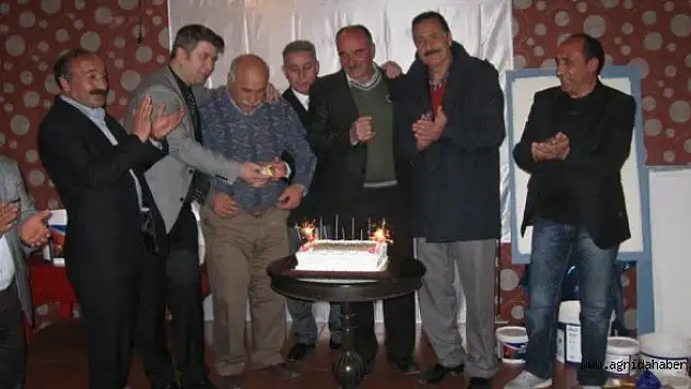Ağrılı boya ustalarına  Marshall Boya'dan destek