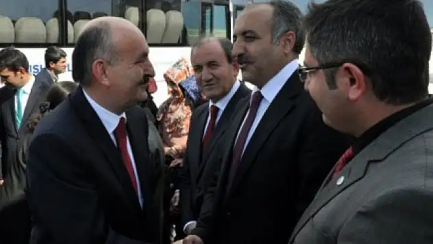 Sağlık Bakanı Müezzinoğlu Ağrı'da