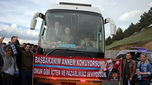 ERDOĞAN İÇİN YAPILAN İLGİNÇ PANKART!