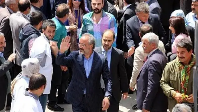 SAKIK  Tehditle Oy İsteyen Bir İnsan Varsa Namerttir !