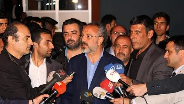 Sırrı SAKIK Ak Parti ile Aramızda 5000 Oy Var !