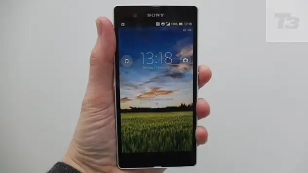 Sony Dünyanın En İnce Akıllı Telefonu Xperia T3ü Tanıttı