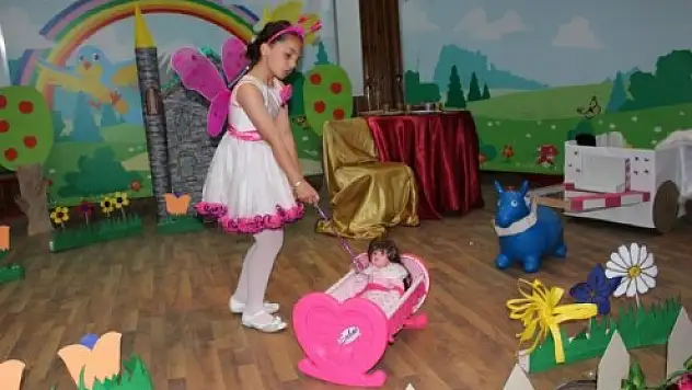 Ağrı'da 'Masallarla Büyüyoruz' Projesi