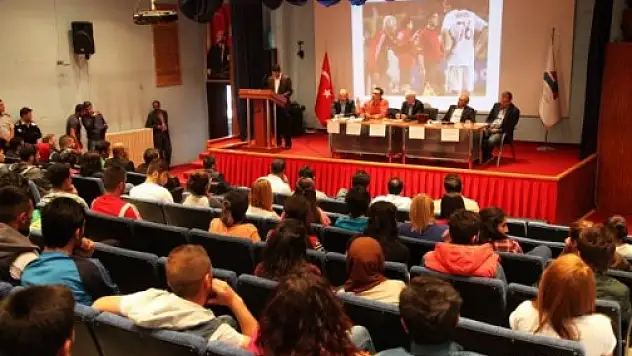 Ağrı'da Sporda Başarı ve Dinamikleri Paneli