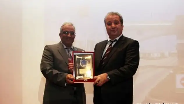 İbrahim Çeçen Üniversitesi'nde Deprem Konferansı