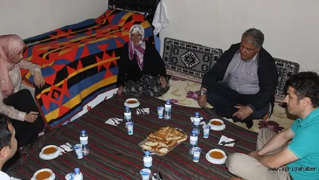 VALİ TEKİNARSLAN, 80 YAŞINDAKİ FATMA NENE'NİN MİSAFİRİ OLDU