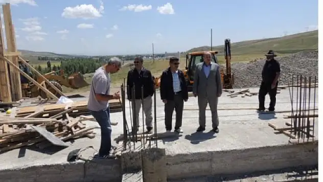 Celal Oruç Hayvansal Üretim Yüksekokulu'nda Çiftlik Yapımı