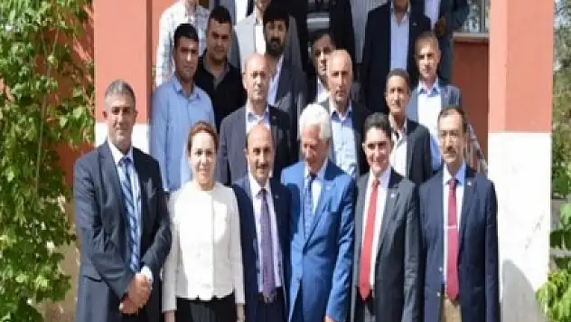 Ak Parti Ağrı Milletvekilleri Eleşkirt'te Bayramlaşma Ziyaretinde