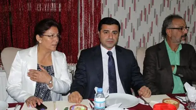 Demirtaş, STK Temsilcileriyle Bir Araya Geldi
